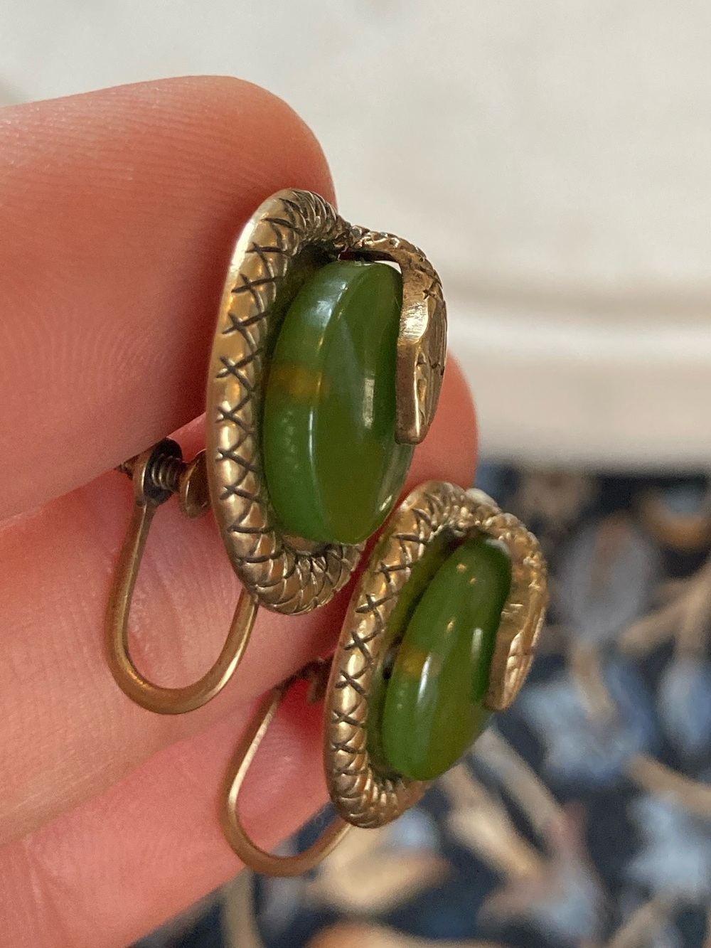 Antique Art Deco Snake Coiled Faux Jade Screwback Earrings - Picture 2 of 9